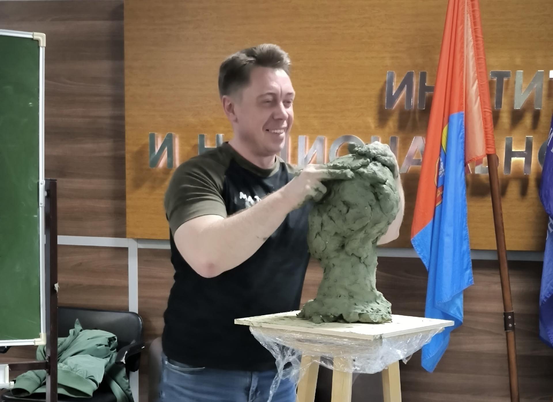  Мастер-класс по скульптурной лепке Степаненко А.А. и Острикова В.С.