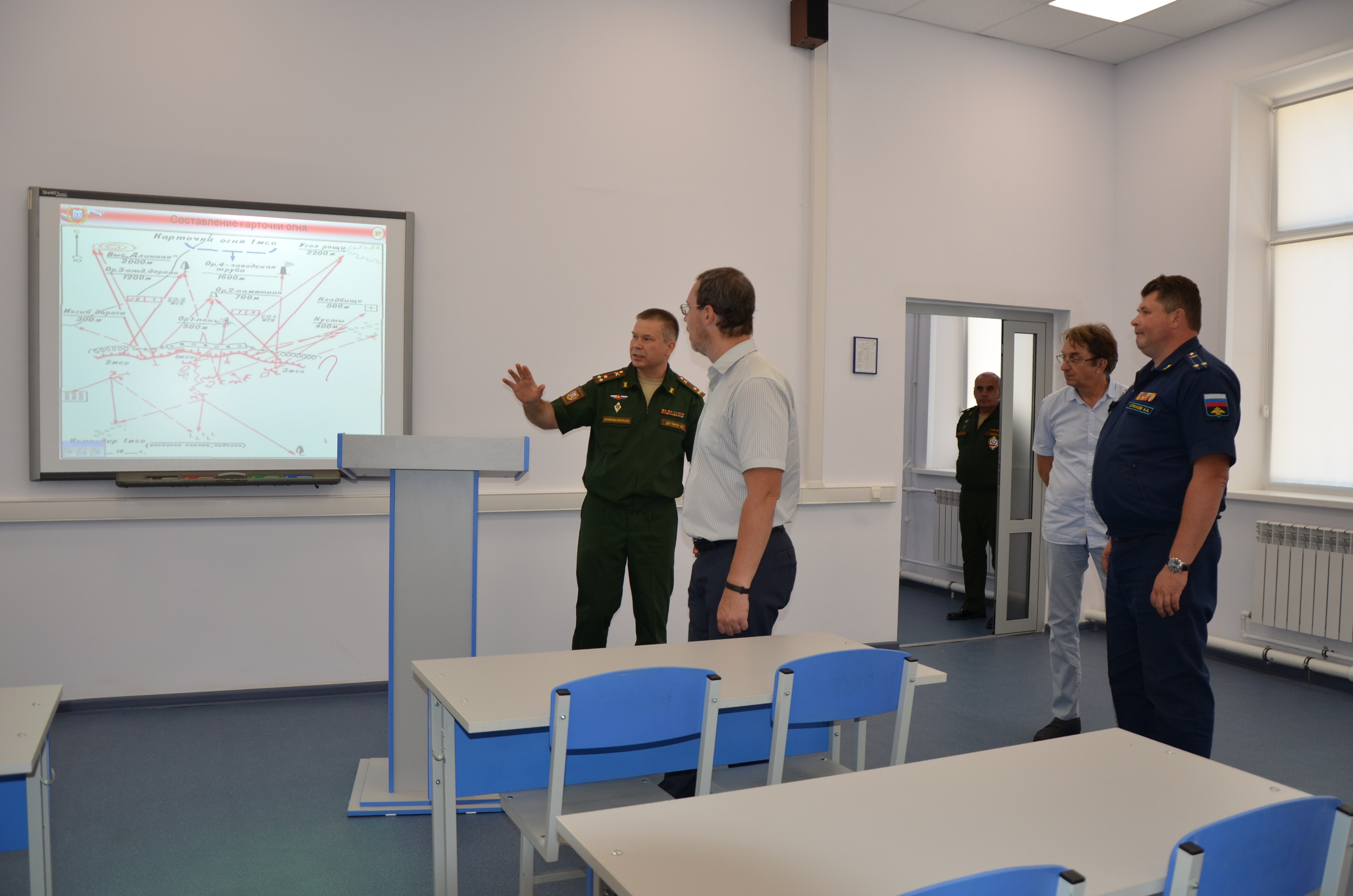 Изображение новости:  Державинский поделился с коллегами опытом военной подготовки студентов