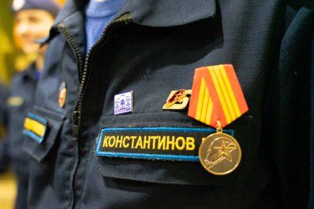 Учащиеся профильных классов Державинского – обладатели нагрудных знаков «Юнармейская доблесть» фото анонса