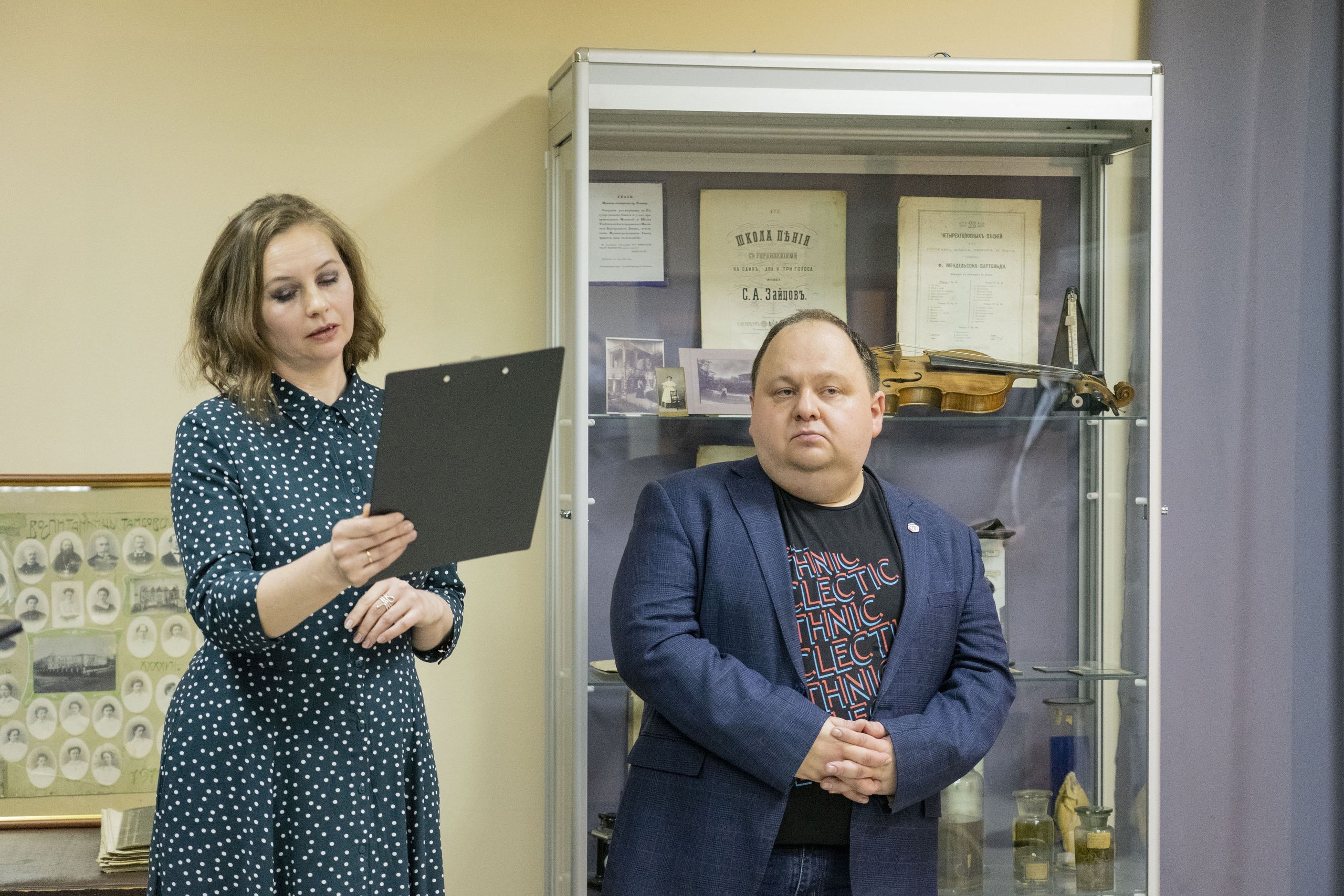Изображение новости: В Державинском открылась выставка к юбилею первого председателя регионального отделения Союза художников РСФСР Василия Кожухова