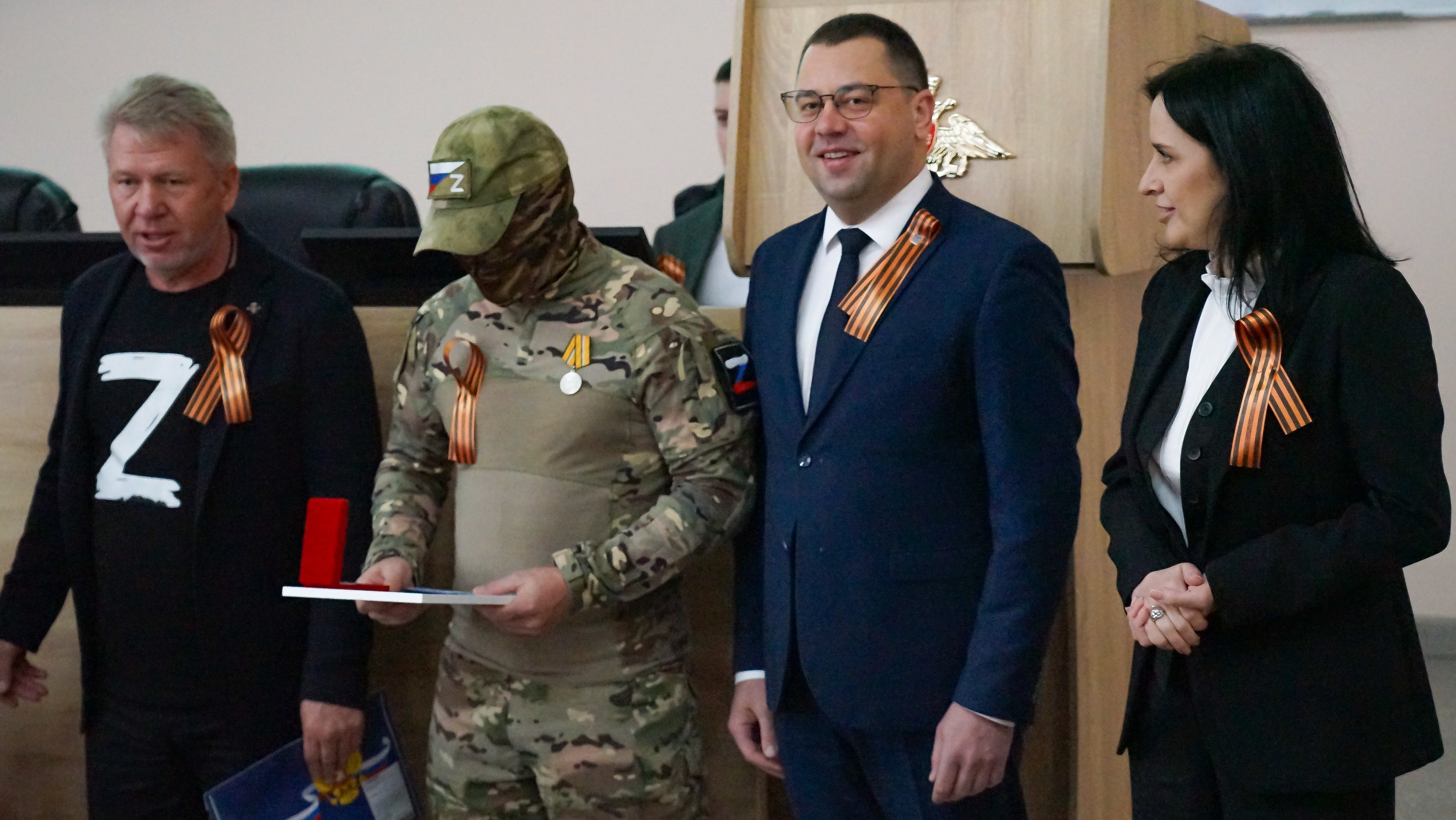 Изображение новости: В Державинском прошел торжественный парад Победы и встреча с героями СВО