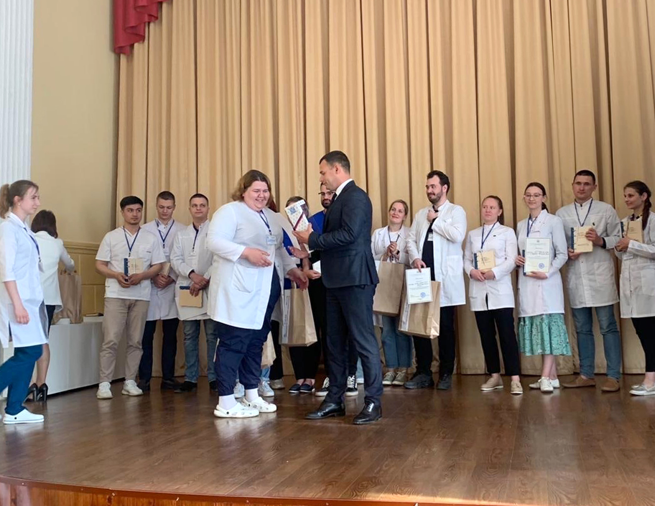 Изображение новости: Команда Державинского – победитель межвузовской олимпиады среди ординаторов