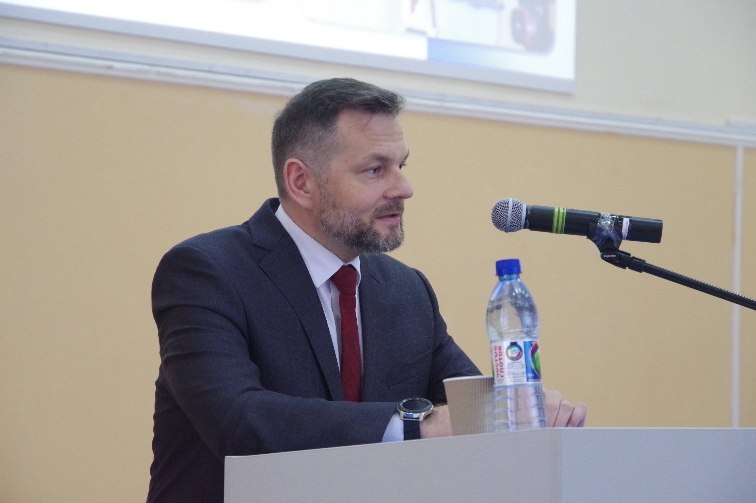 Председатель избирательной комиссии Тамбовской области Андрей Офицеров прочитал лекцию для студентов Державинского фото анонса