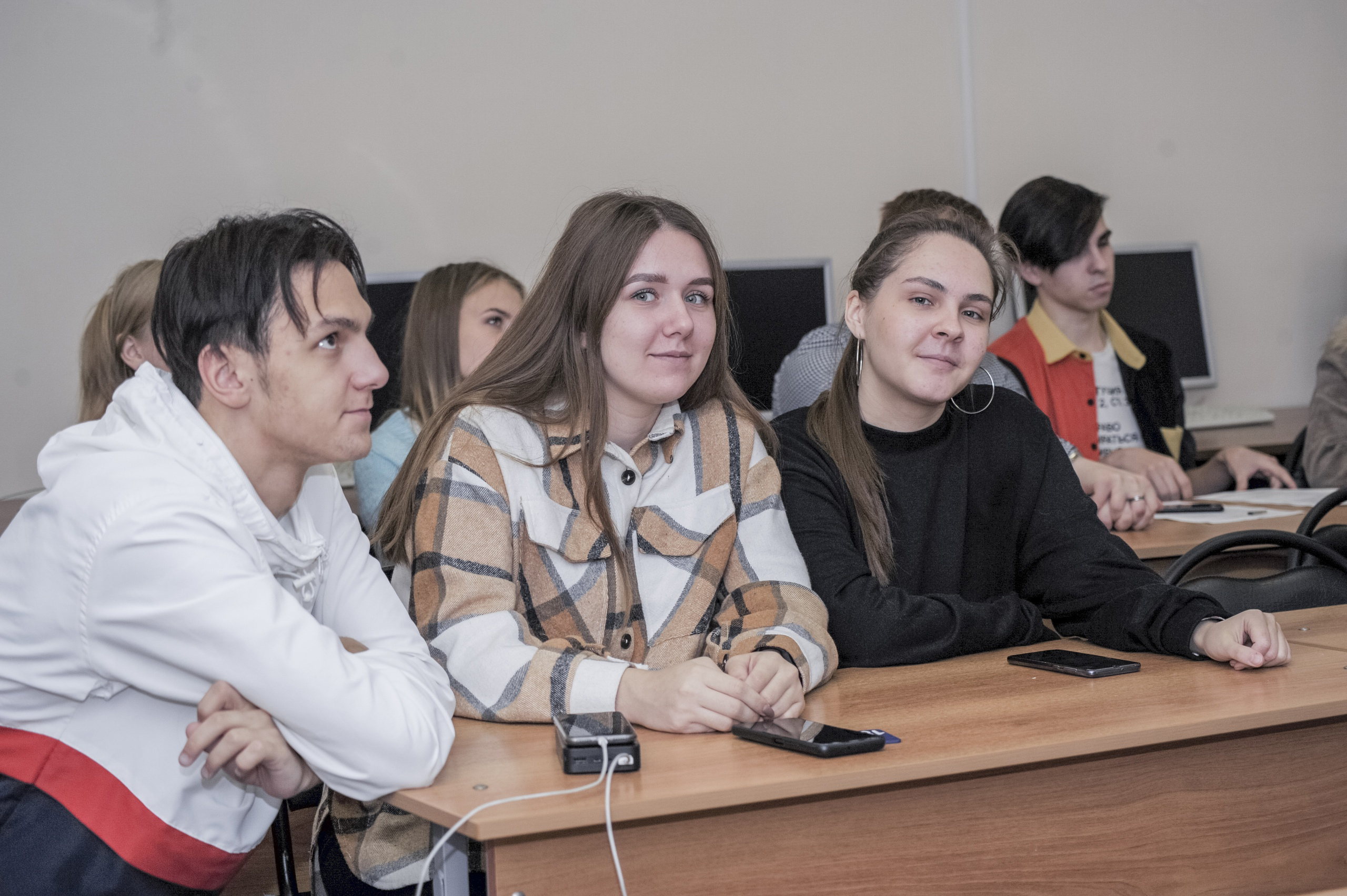 Изображение новости: Современные тренды развития журналистики, рекламы и связи с общественностью обсудили в Державинском