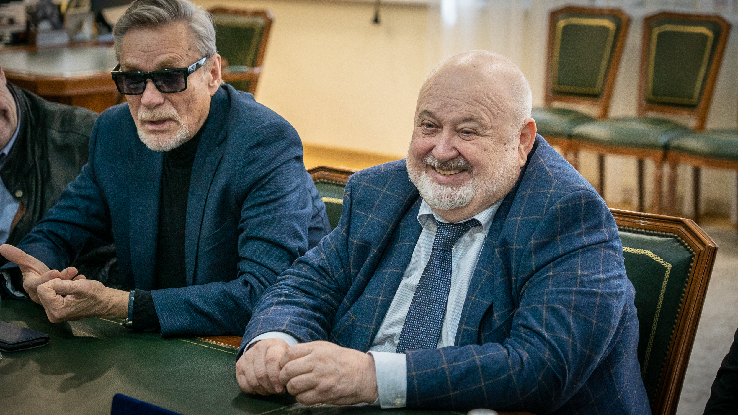 Изображение новости: Державинский подписал соглашение о сотрудничестве со ВГИКом