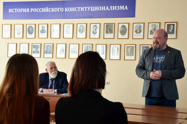 Изображение новости: В ТГУ появилась памятная доска профессору Владиславу Помогаеву