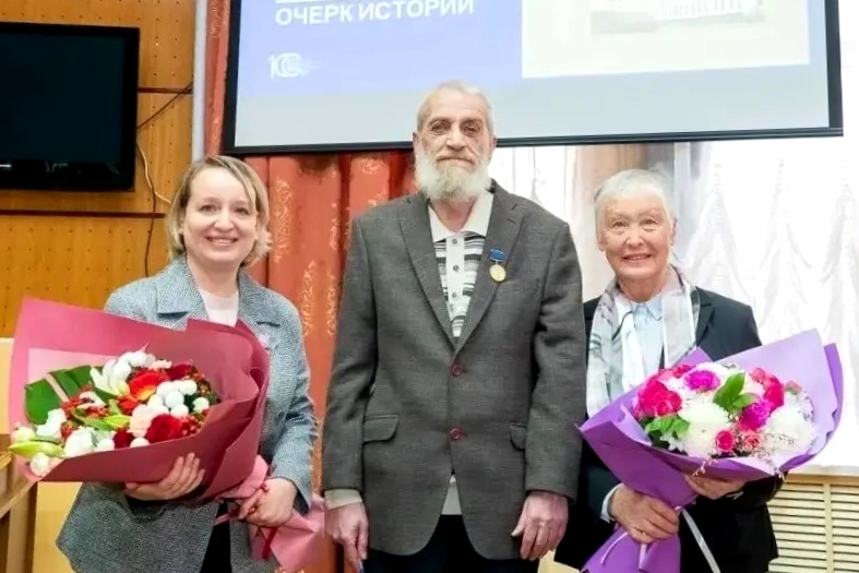 Изображение новости: Профессору Державинского университета Александру Липановичу Авреху исполнилось 80 лет
