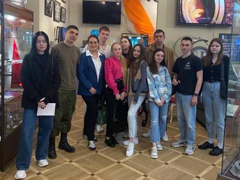 Студенты посетили Музейно-выставочный центр Тамбовской области в рамках празднования Дня космонавтики