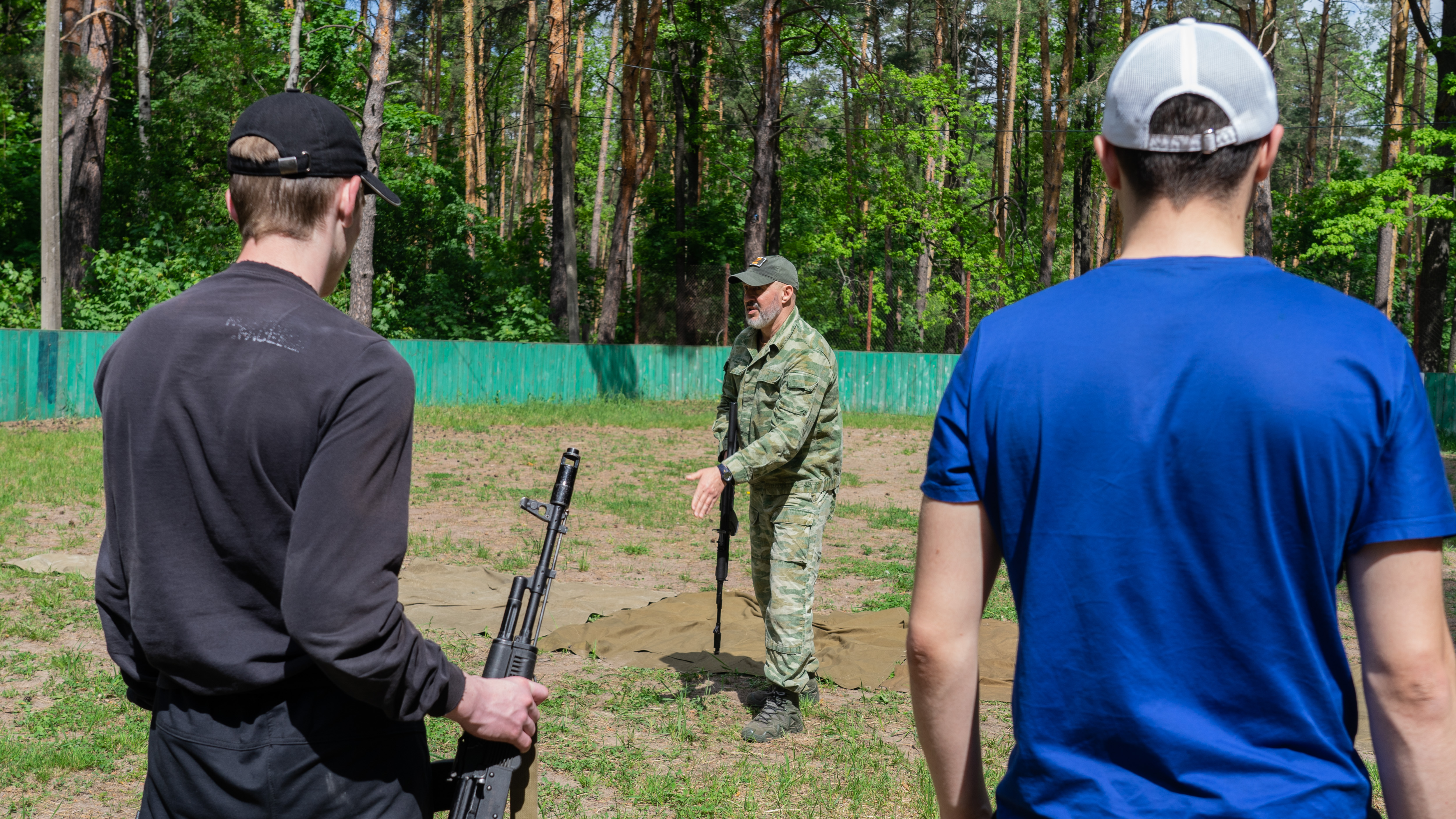Изображение новости: В Державинском проходят военные учебные сборы для школьников
