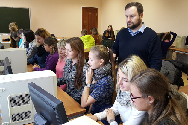Изображение новости: В Державинском проходит Неделя презентаций студенческой науки