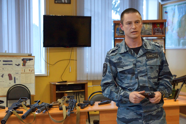 Изображение новости: Студенческий десант из участников оперативного отряда ТГУ «Держава» побывал на учебной базе ОМОН