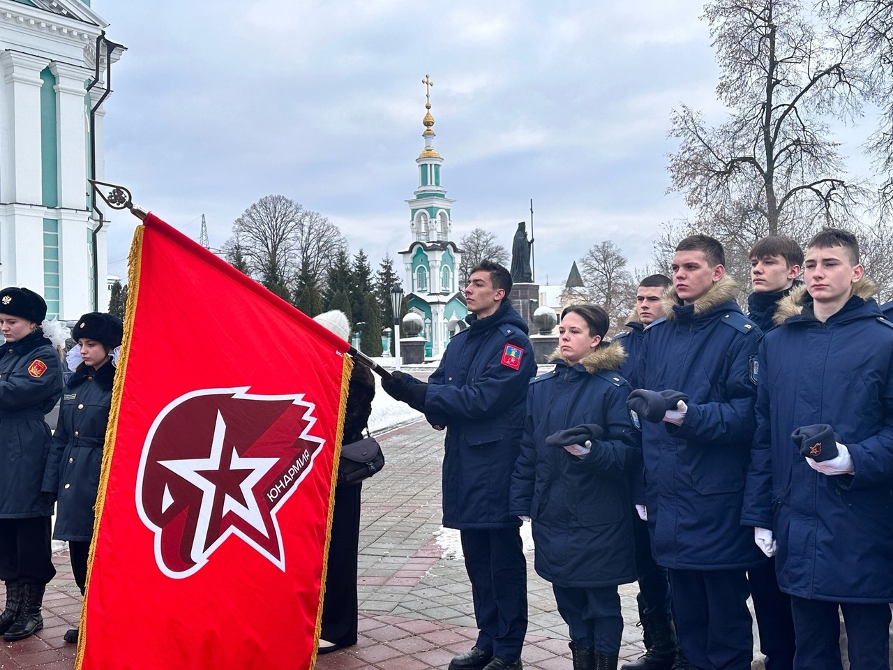 Сотрудники и студенты института военного образования приняли участие в мероприятиях в честь разгрома фашистских войск под сталинградом