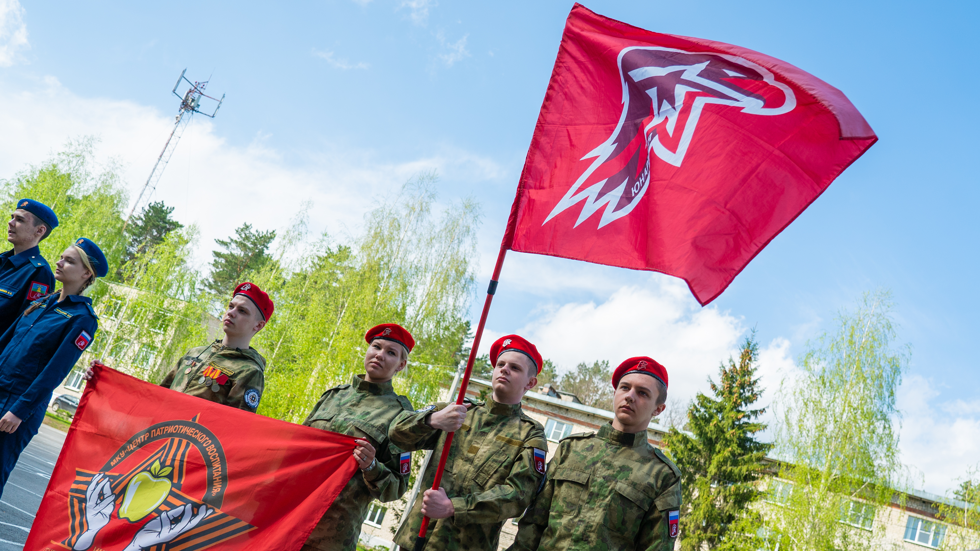 В Державинском прошли военно-спортивные игры «Юнармейская смена» фото анонса