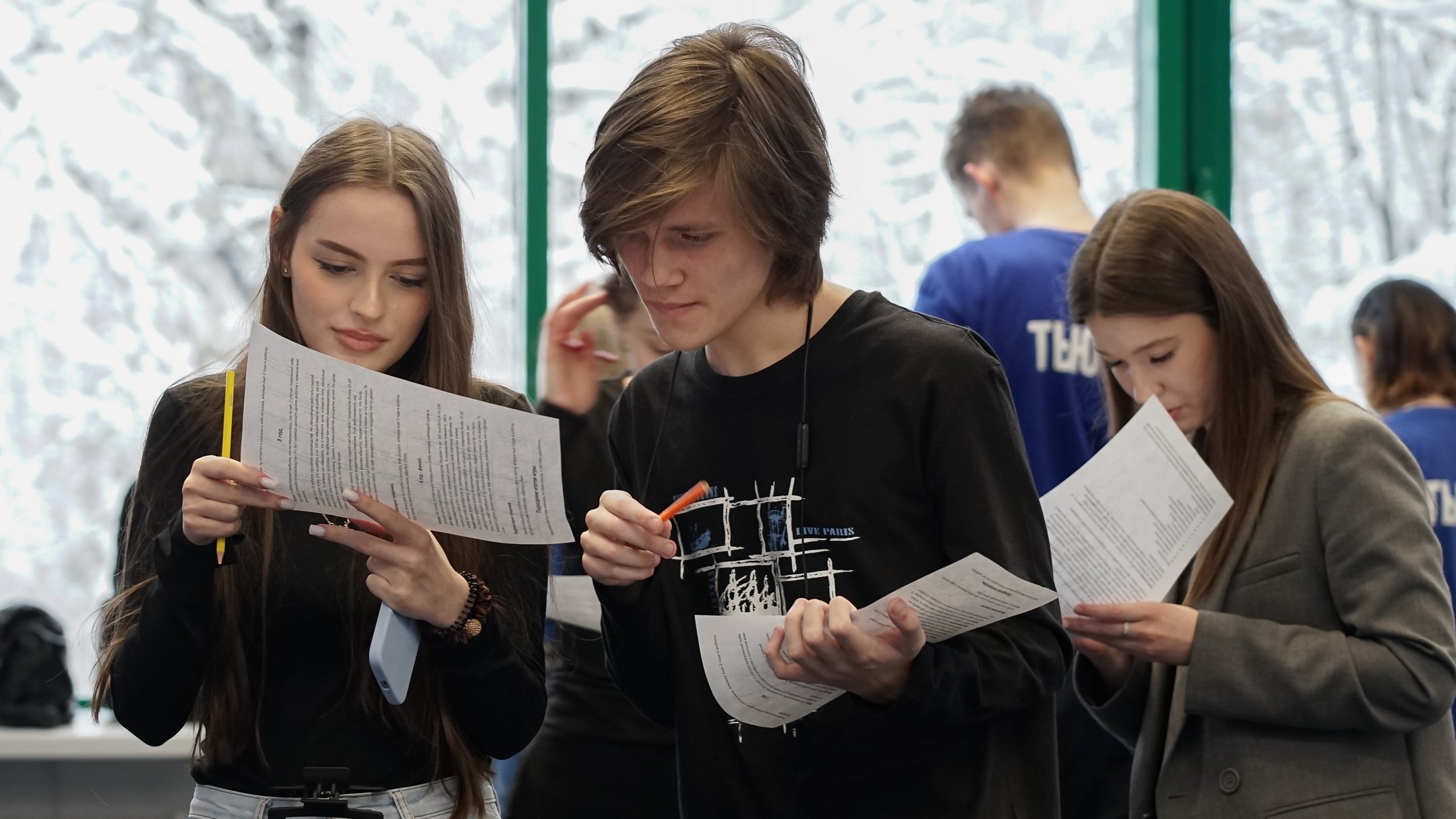 Изображение новости: В Центре одаренных детей Державинского открылась первая в этом году профильная смена по английскому языку
