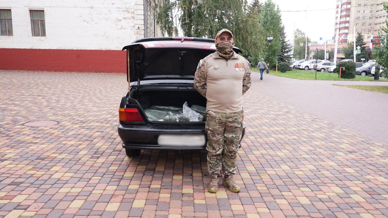 Изображение новости: Державинцы отправили в зону СВО новую партию маскировочных сетей 