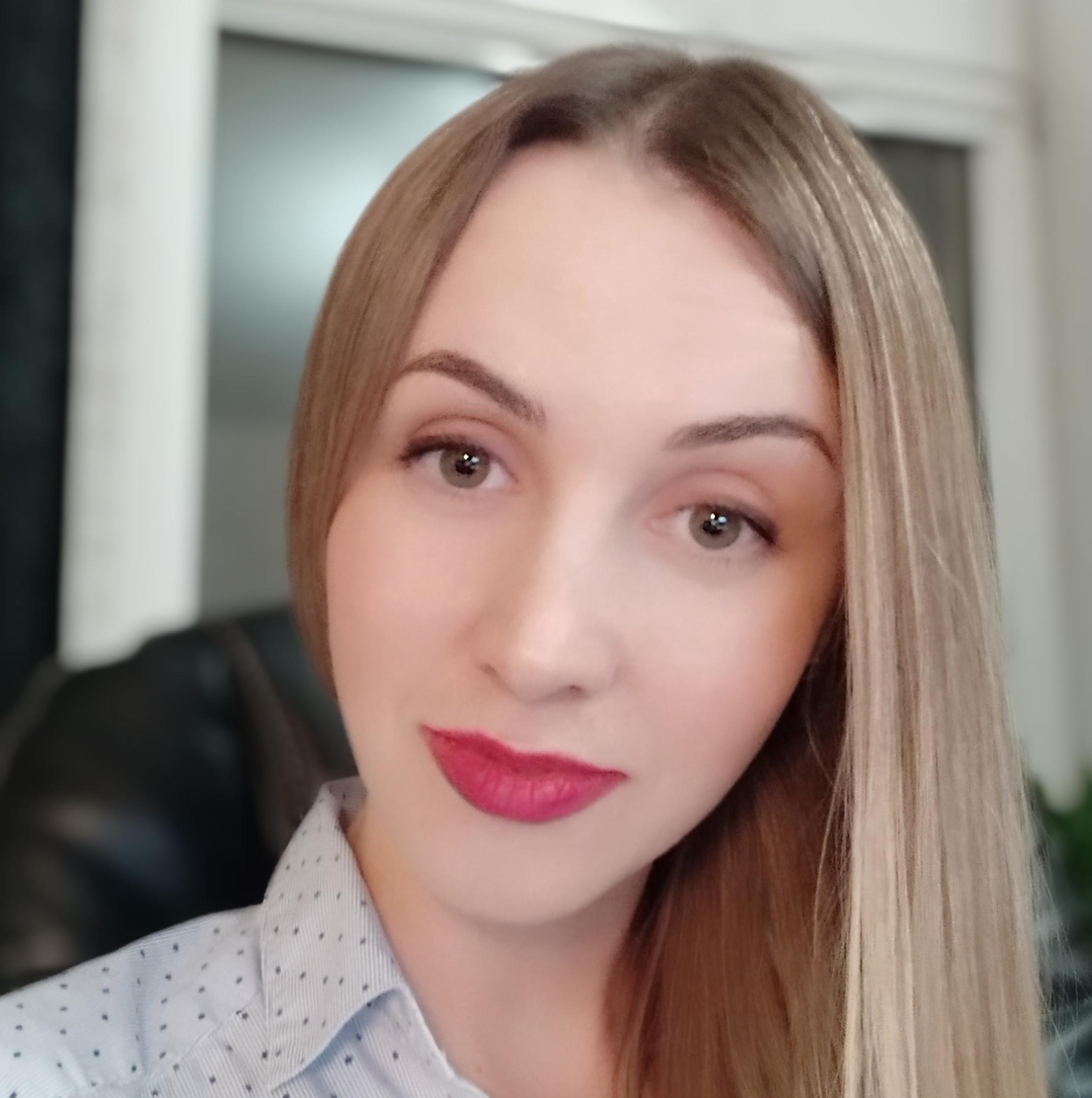 Евстигнеева Илона Алексеевна
