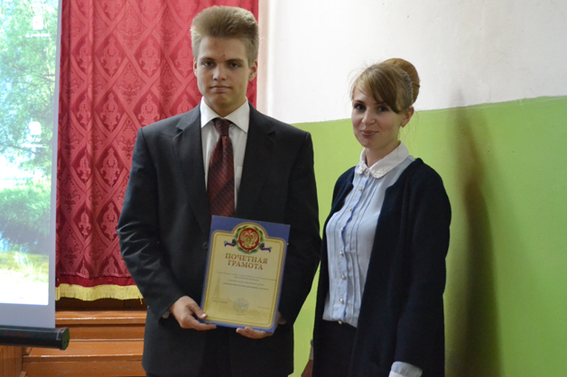 Изображение новости: Студенты и преподаватели Державинского университета обсудили проблемы изучения лесной экологии