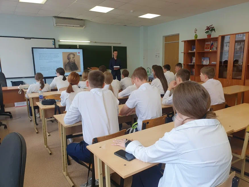 Изображение новости: Державинский участвует в программе просветительских проектов Российского общества «Знание»