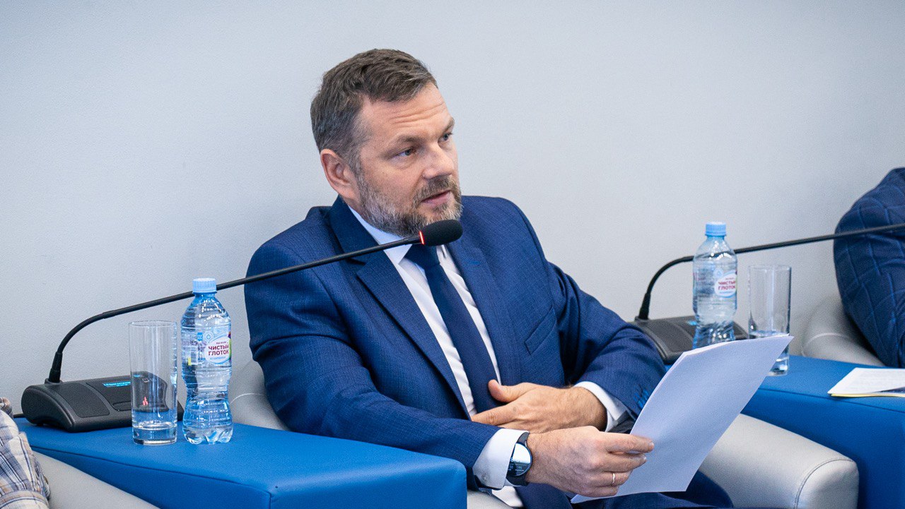 Изображение новости: В Державинском создали дискуссионный клуб «ОбКом» и первое заседание посвятили выборам президента