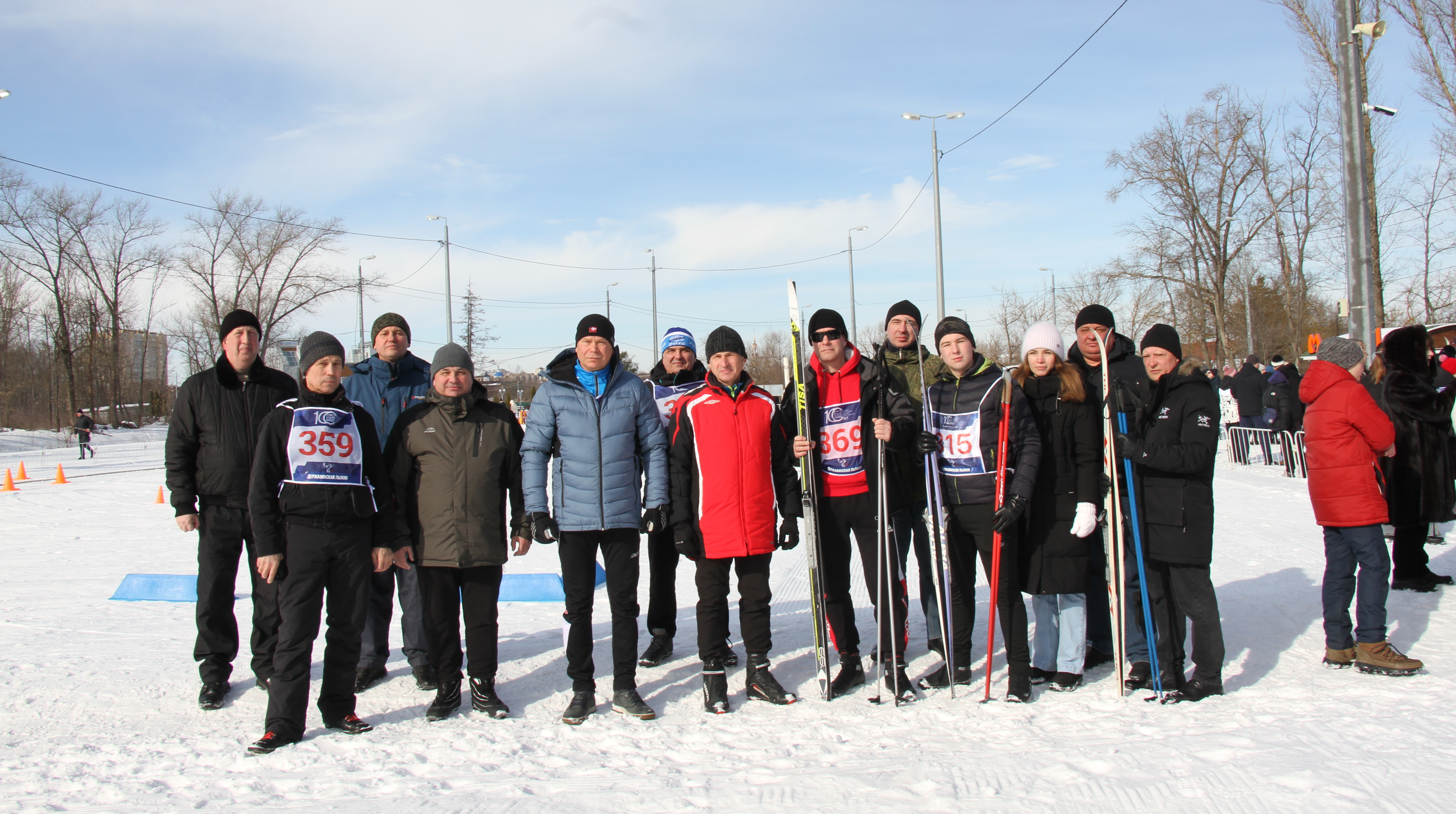 Сотрудники ВУЦ -  участники Державинской лыжни 2024 
