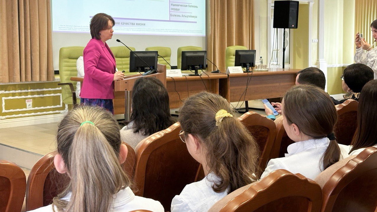 Изображение новости: В Державинском обсудили стандарты и перспективы оказания медицинской помощи женщинам и детям