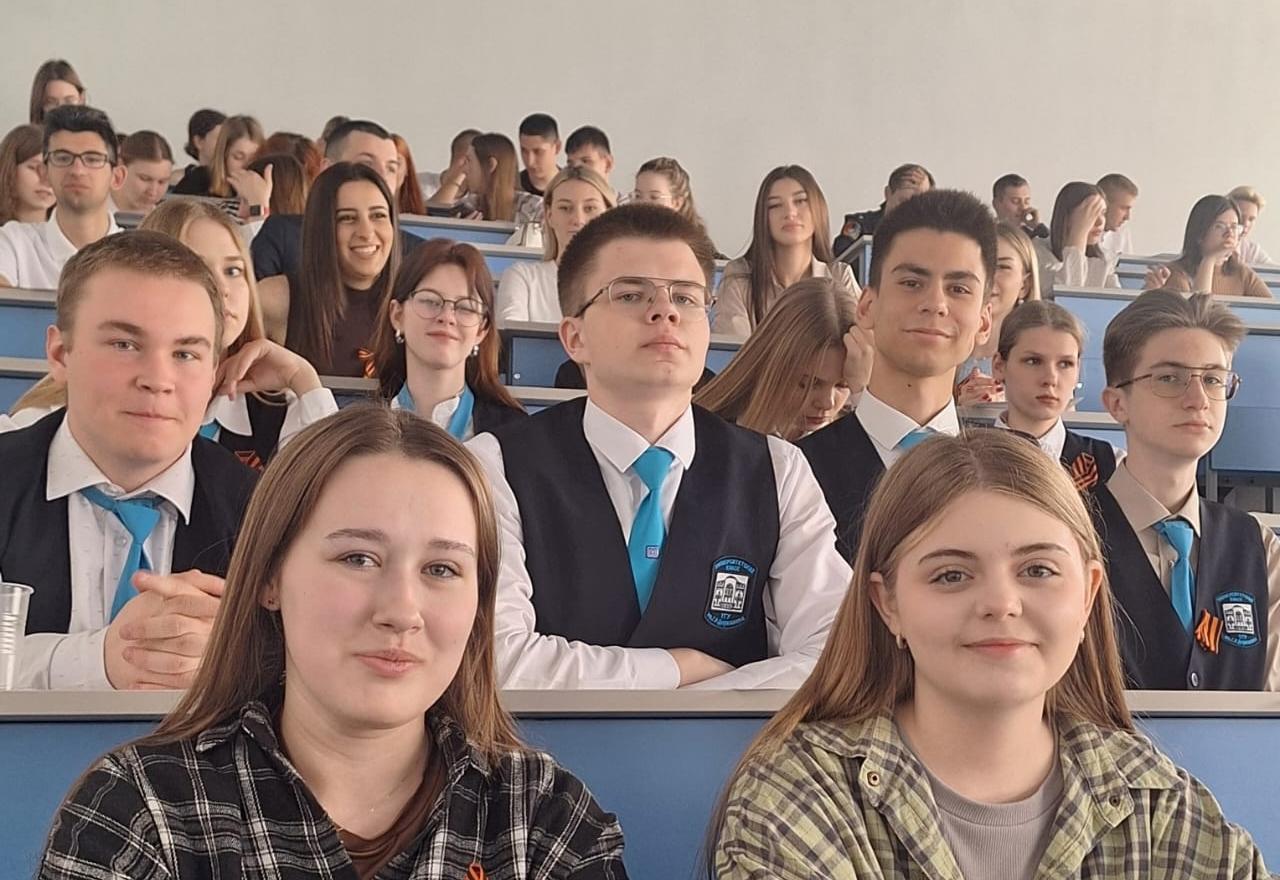Студенты ИКИЭиП Державинского написали «Диктант Победы»!