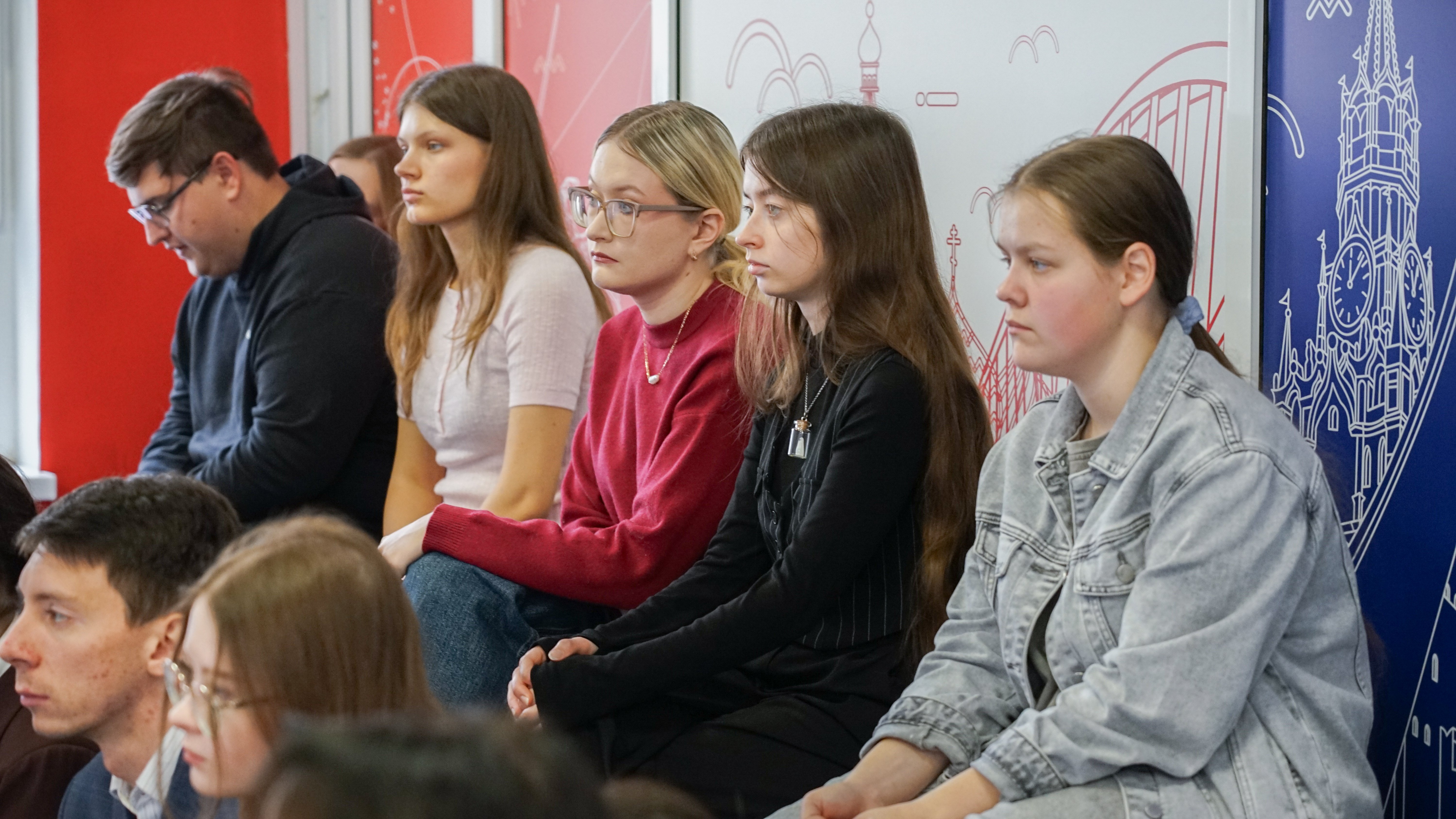 Изображение новости: Державинцы приняли участие в открытом диалоге «Университеты – территория крепкой семьи»