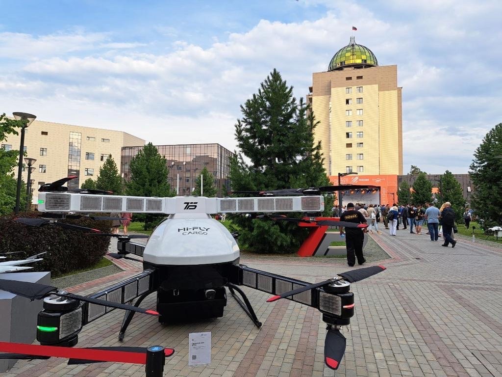 Державинский – участник проектно-образовательного интенсива по развитию беспилотной авиации в России фото анонса