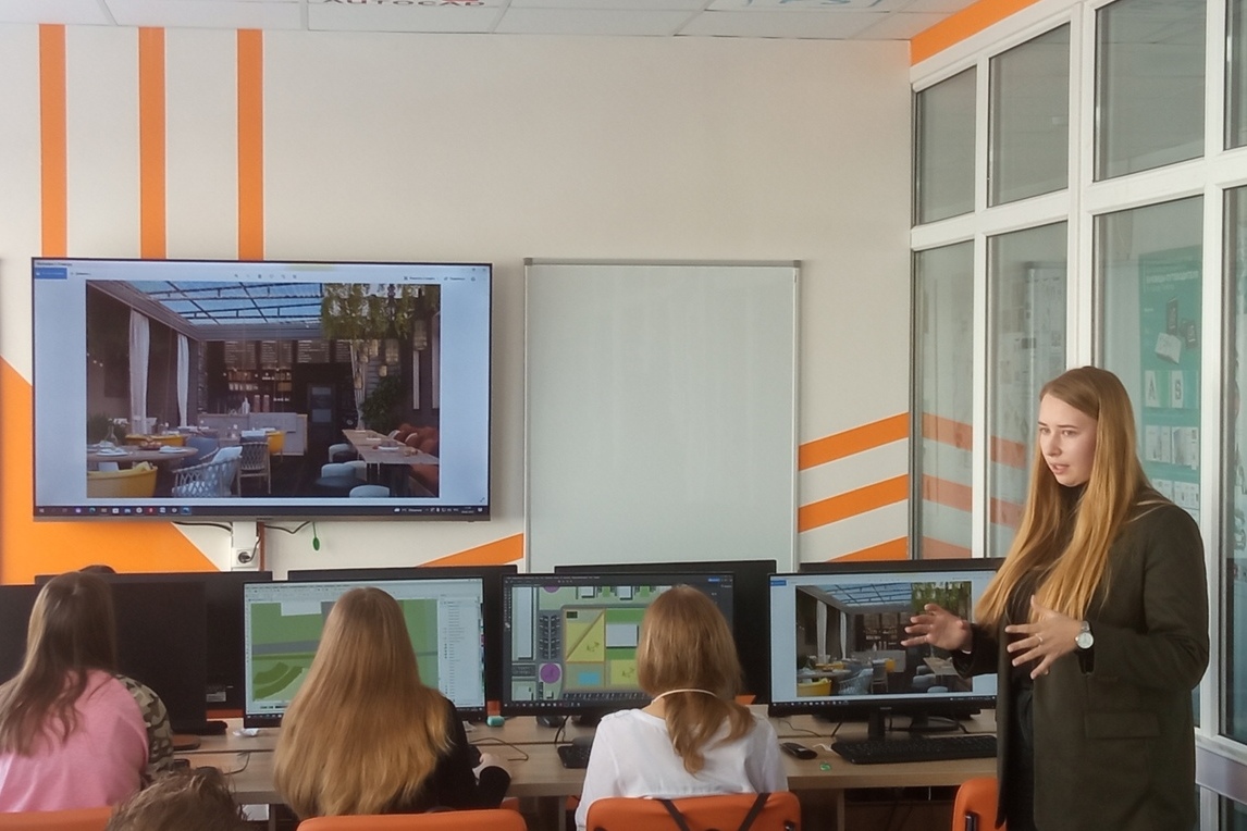 Изображение новости: Интерьер летней веранды кафе «Дебют» обновят по дизайн-проектам студентов Державинского университета