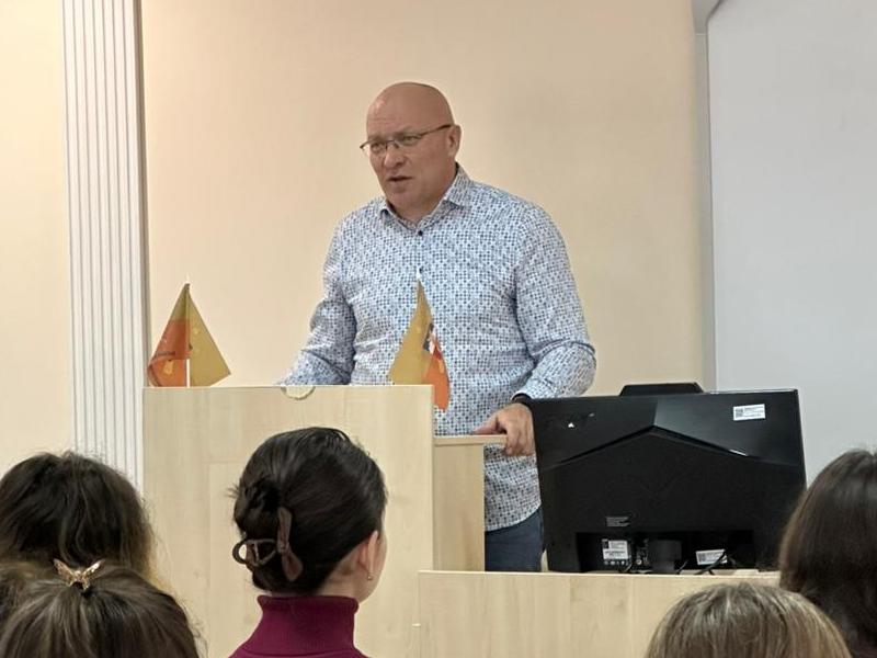 Профессор Павел Щербинин выступил с лекциями в Пятигорском государственном университете