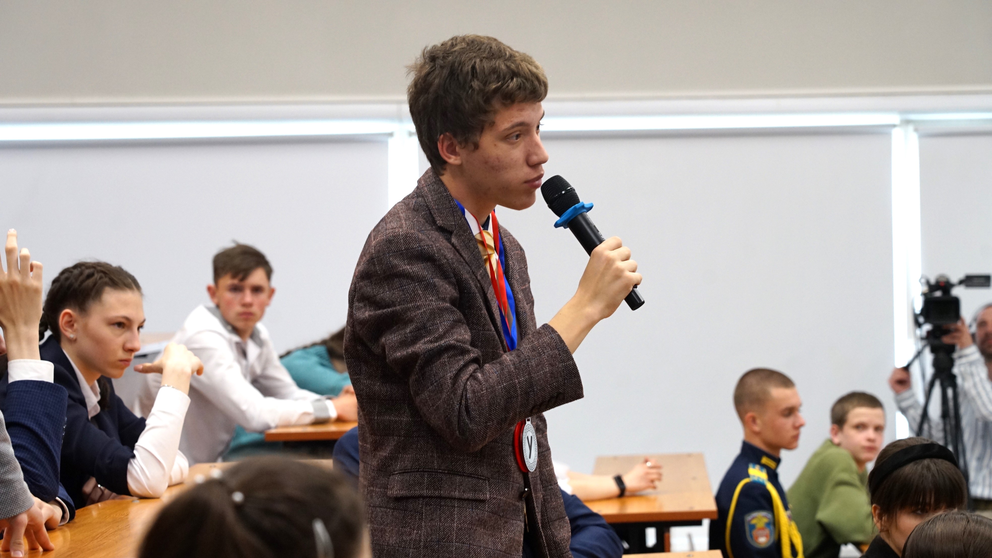 Изображение новости: В Державинском определили победителей регионального финала олимпиады «Умницы и умники»