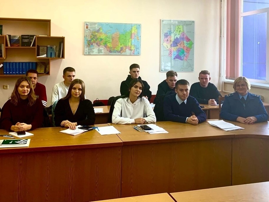 Сотрудники органов прокуратуры Тамбовской области читают лекции студентам