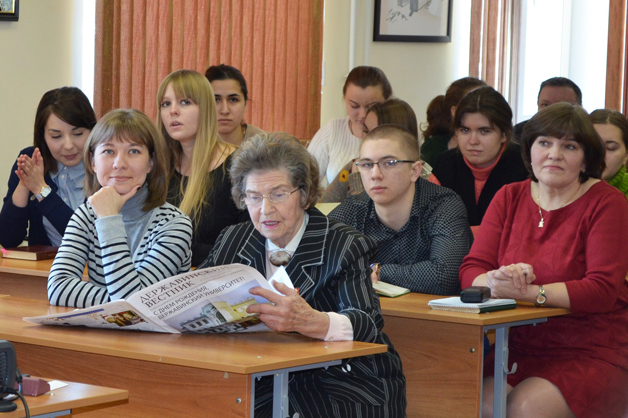 Изображение новости: В Державинском университете отметили 90-летие профессора Станислава Прокудина
