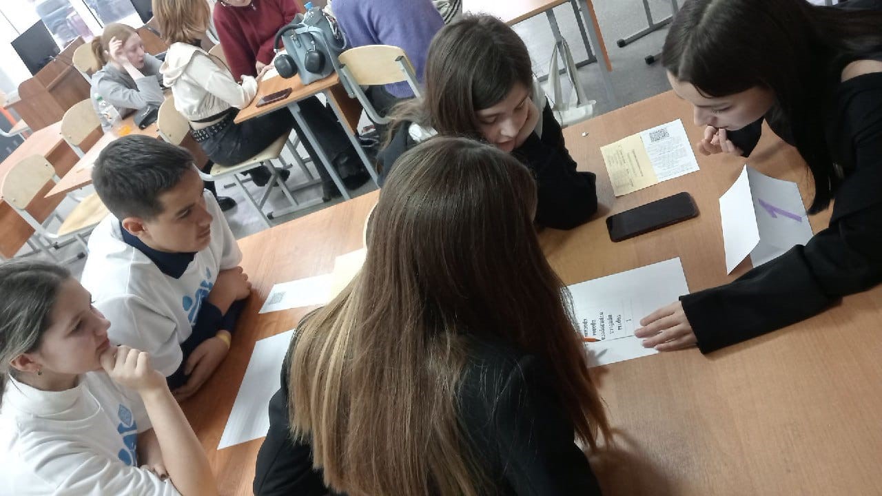 Изображение новости: В Державинском прошли тренинг-мастерские для школьников региона