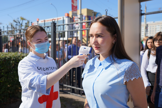 Изображение новости: Учебный год в ТГУ начался с Державинской линейки