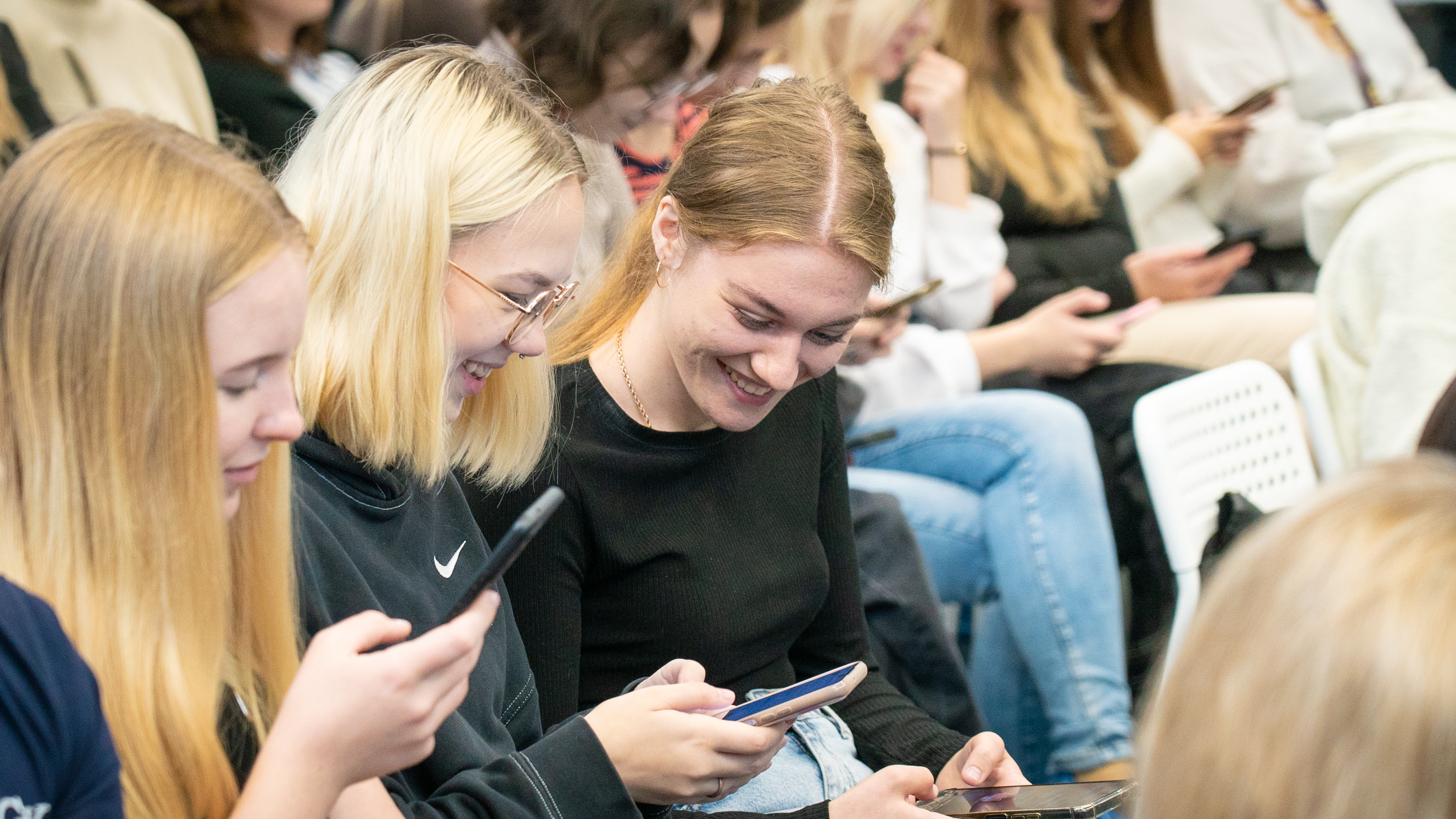 Изображение новости: Преподаватели Державинского провели открытые лекции по здоровьесбережению 