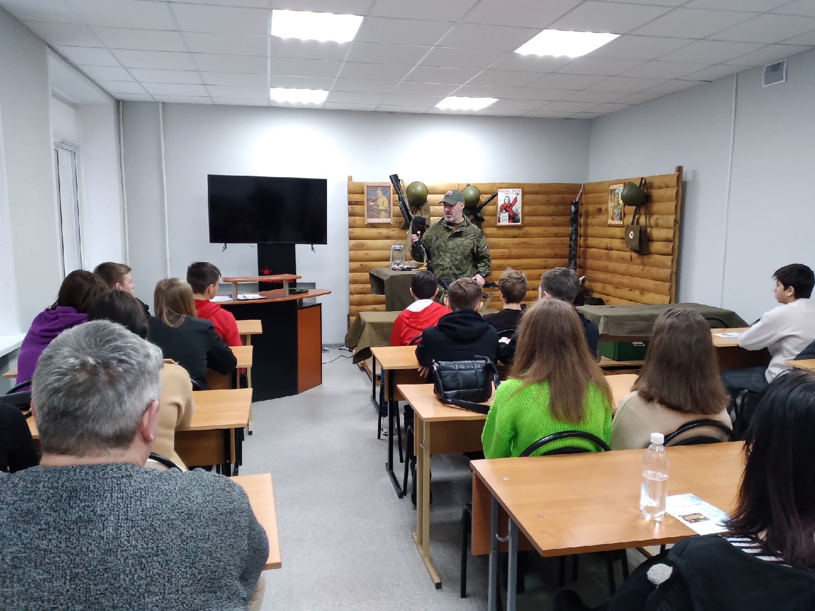 Урок Мужества для школьников Котовска