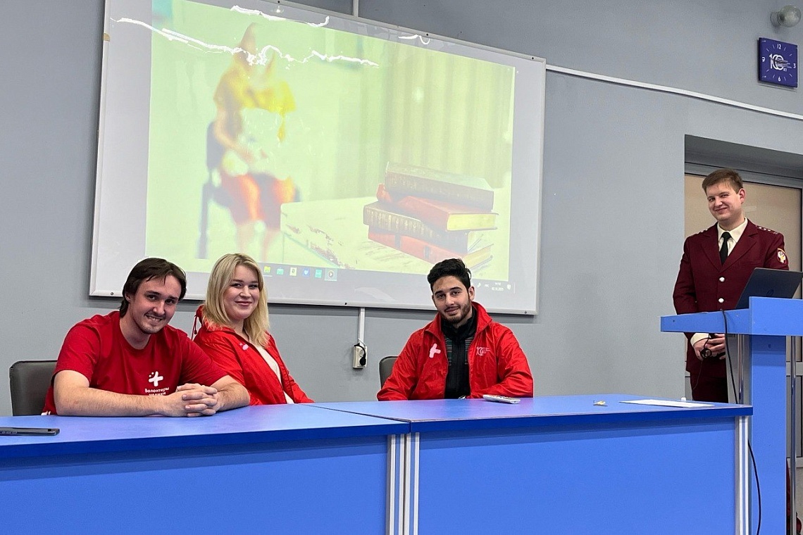 Волонтеры-медики Державинского провели серию просветительских мероприятий по профилактике ВИЧ-инфекции фото детальные