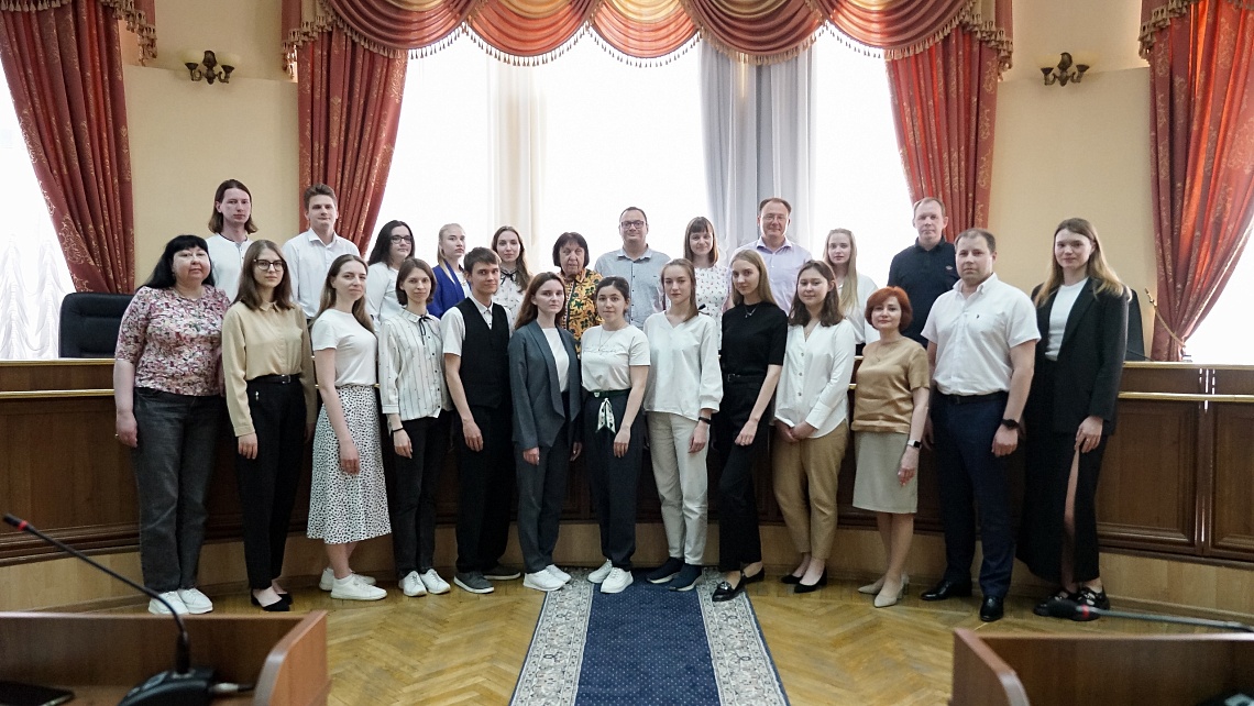 Державинцы получили университетские гранты по 100 тысяч рублей фото детальные