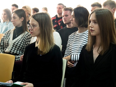 Изображение Державинцы приняли участие в заседании Клуба молодых юристов