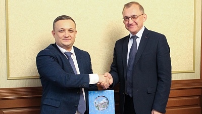 Изображение Державинский наращивает международное сотрудничество в области образования и науки