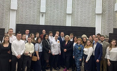 Изображение Державинцы — участники встречи с председателем комитета Госдумы Ниной Останиной