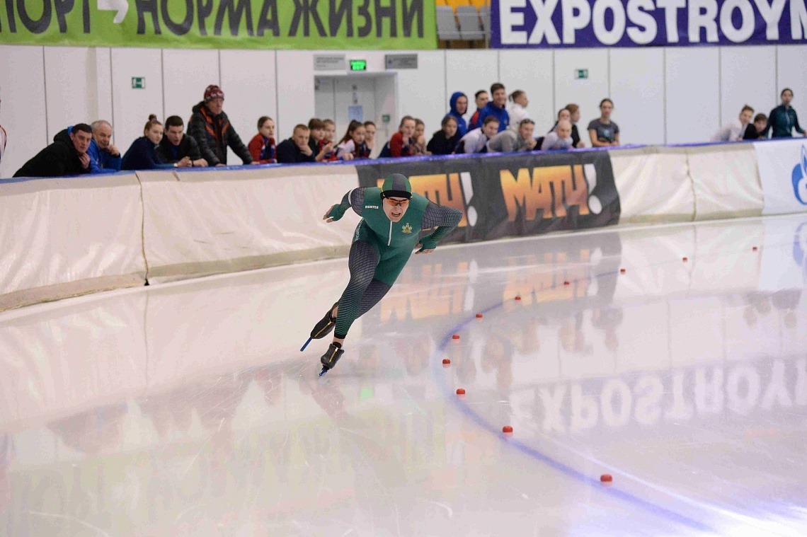 Студент Державинского Сергей Букуев – призер всероссийских соревнований по конькобежному спорту фото детальные