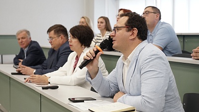Изображение В Державинском обсудили перспективы создания первого в регионе карбонового полигона