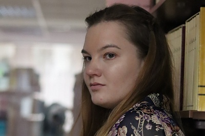 Изображение Специалист Фундаментальной библиотеки вуза Ксения Комиссарова вошла в топ-25 международного конкурса библиотекарей