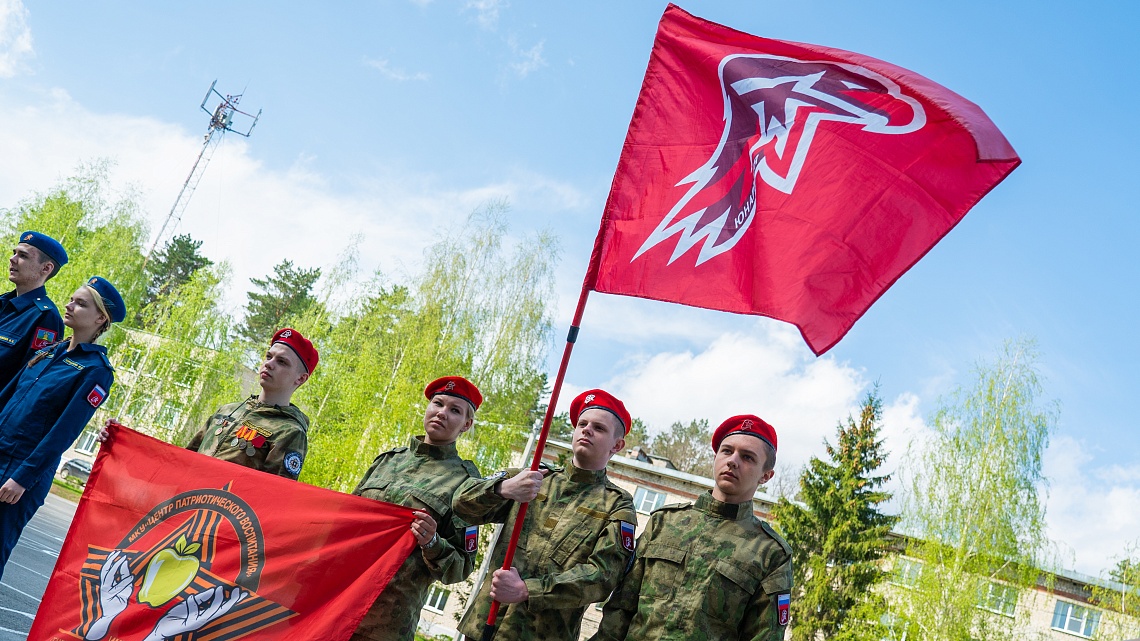 В Державинском прошли военно-спортивные игры «Юнармейская смена» В Державинском прошли военно-спортивные игры «Юнармейская смена» фото детальные