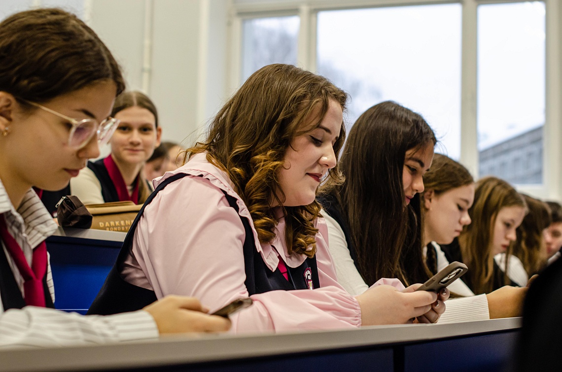 Всероссийский гражданско-патриотический диктант написали в Державинском фото детальные