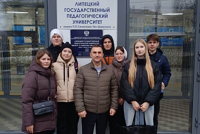 Изображение Державинцы – серебряные призеры финального тура региональной правовой олимпиады «Лабиринты права»