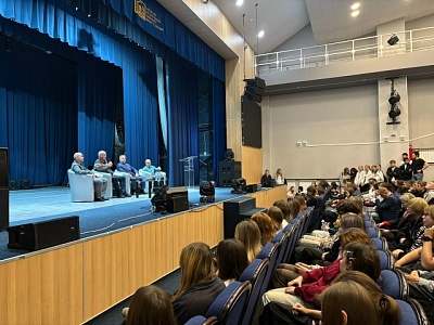 Безопасность — в приоритете: встреча со специалистами по ГО, ЧС, пожарной безопасности и антитеррористической защите.