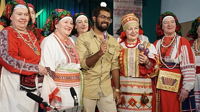 Изображение Державинский провел Масленицу для иностранных студентов 